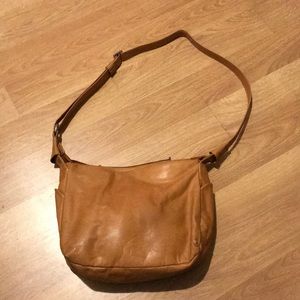 Boho handbag yellow tan many zippered pockets